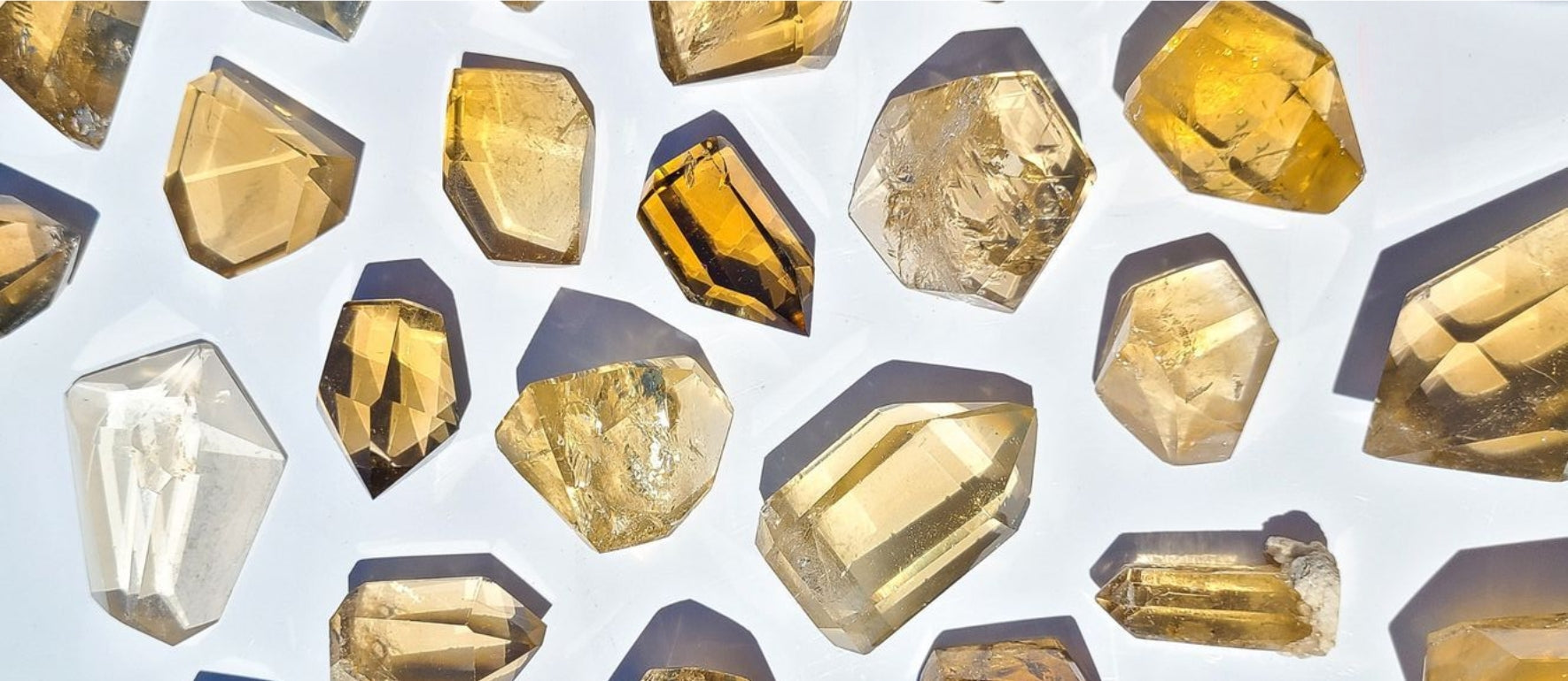 Como Usar o Citrino para Atrair Prosperidade e Abundância