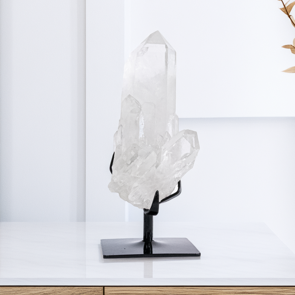 Drusa Cristal de Quartzo kundalini Alta Pureza Lemuriano 1,460 kg (raro) Base Metal Preto