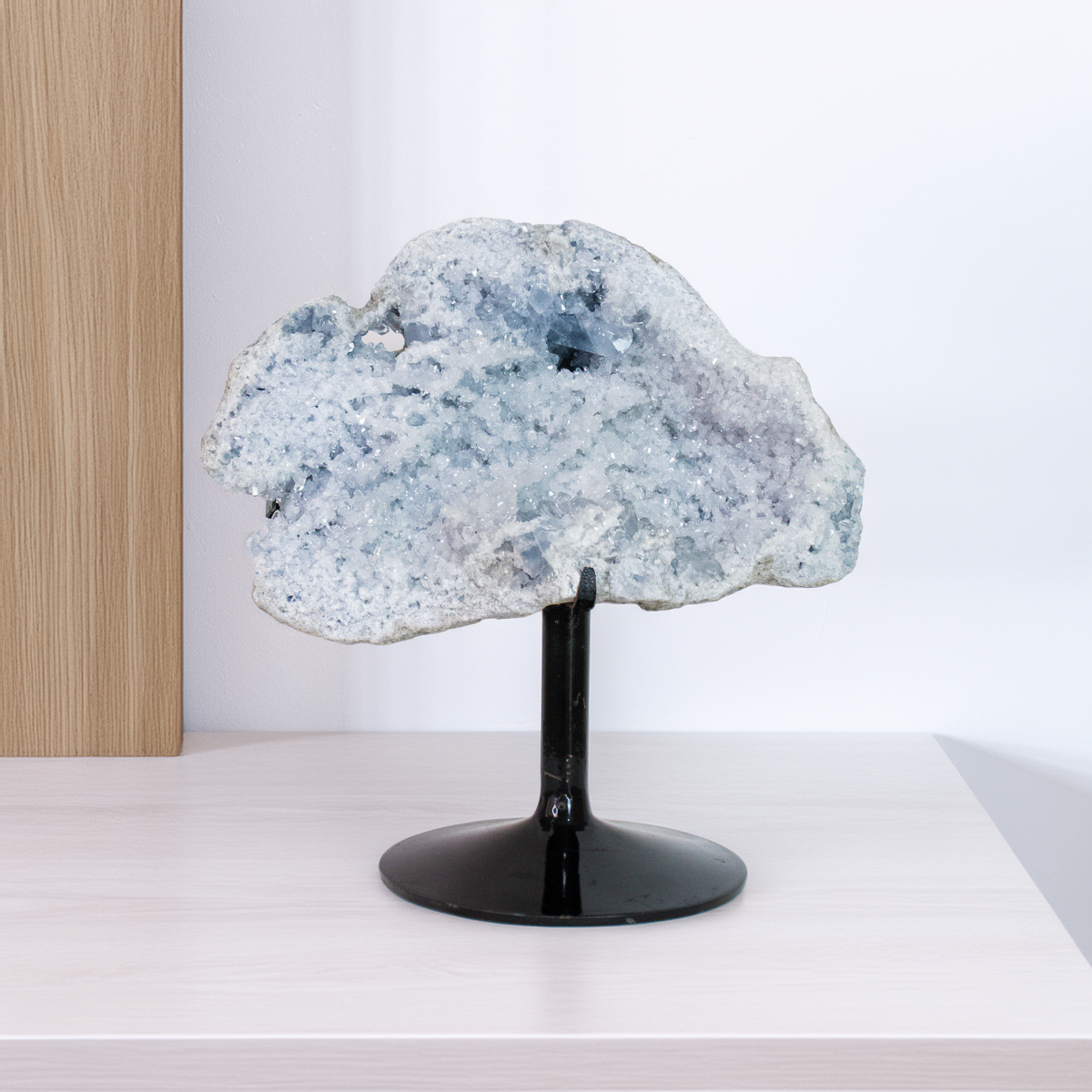 Drusa de Celestita Cristalizada na Base Metal 11,00 kg