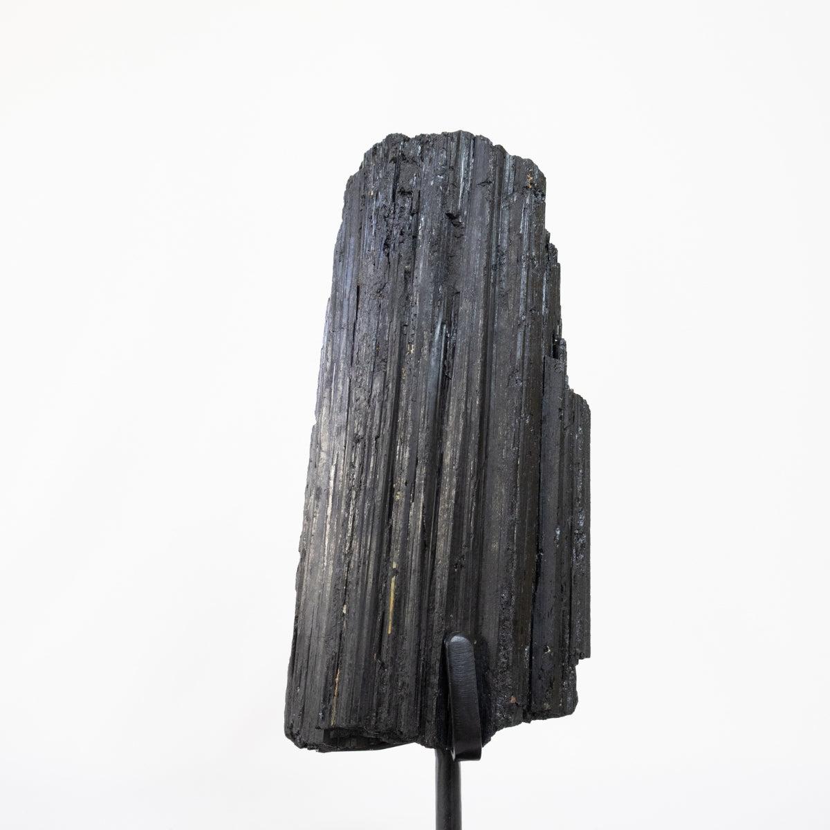 Pedra Turmalina Negra Bruta na Base Metal Preto Fosco 3,780 kg