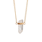 Colar Longo Ponta De Cristal De Quartzo Banho Ouro Paz