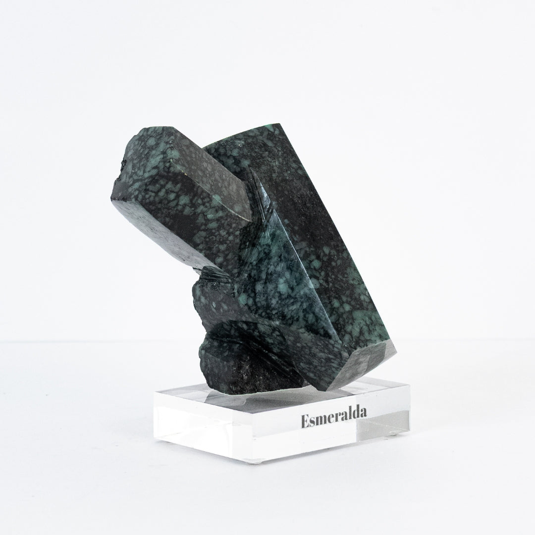 Pedra Esmeralda Extra na Base Acrílica 1,159 Kg (coleção)