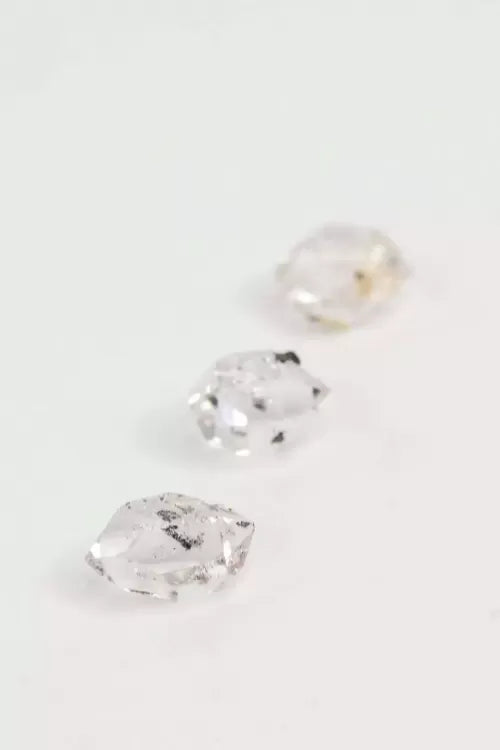 Pedra Diamante Herkimer Bruto 1,8 A 2,5 Gramas Aprox.