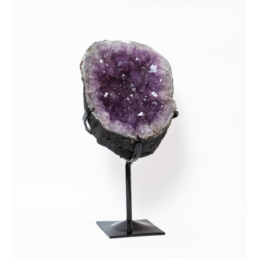 Geodo De Ametista Na Base De Metal 1,920 Kg