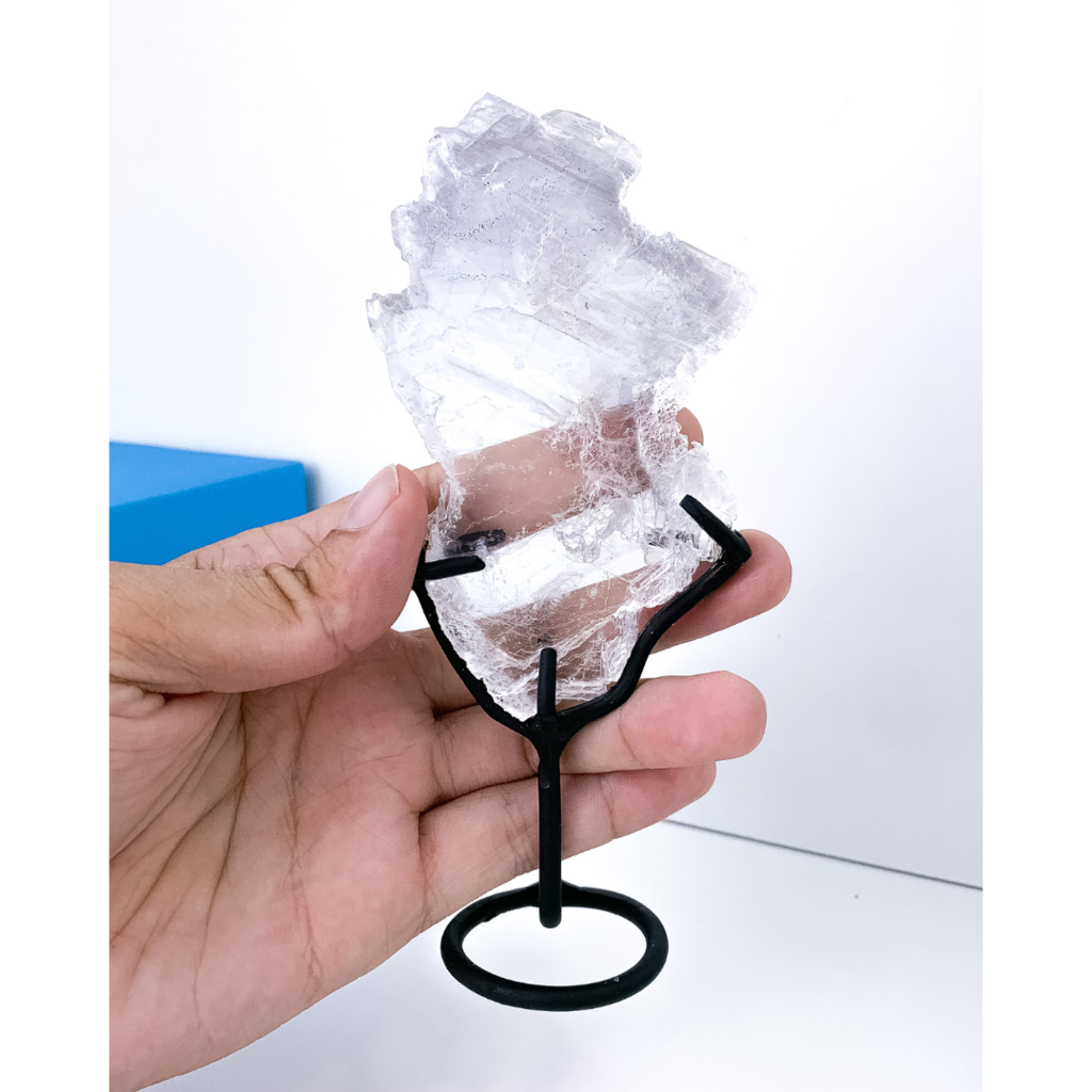 Pedra Gipsita Mineral na Base de Metal Preto Fosco
