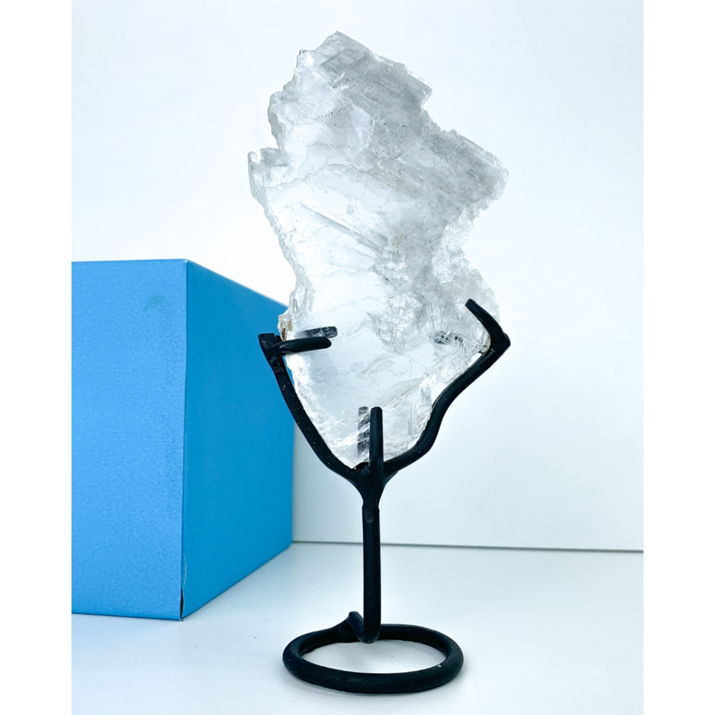 Pedra Gipsita Mineral na Base de Metal Preto Fosco