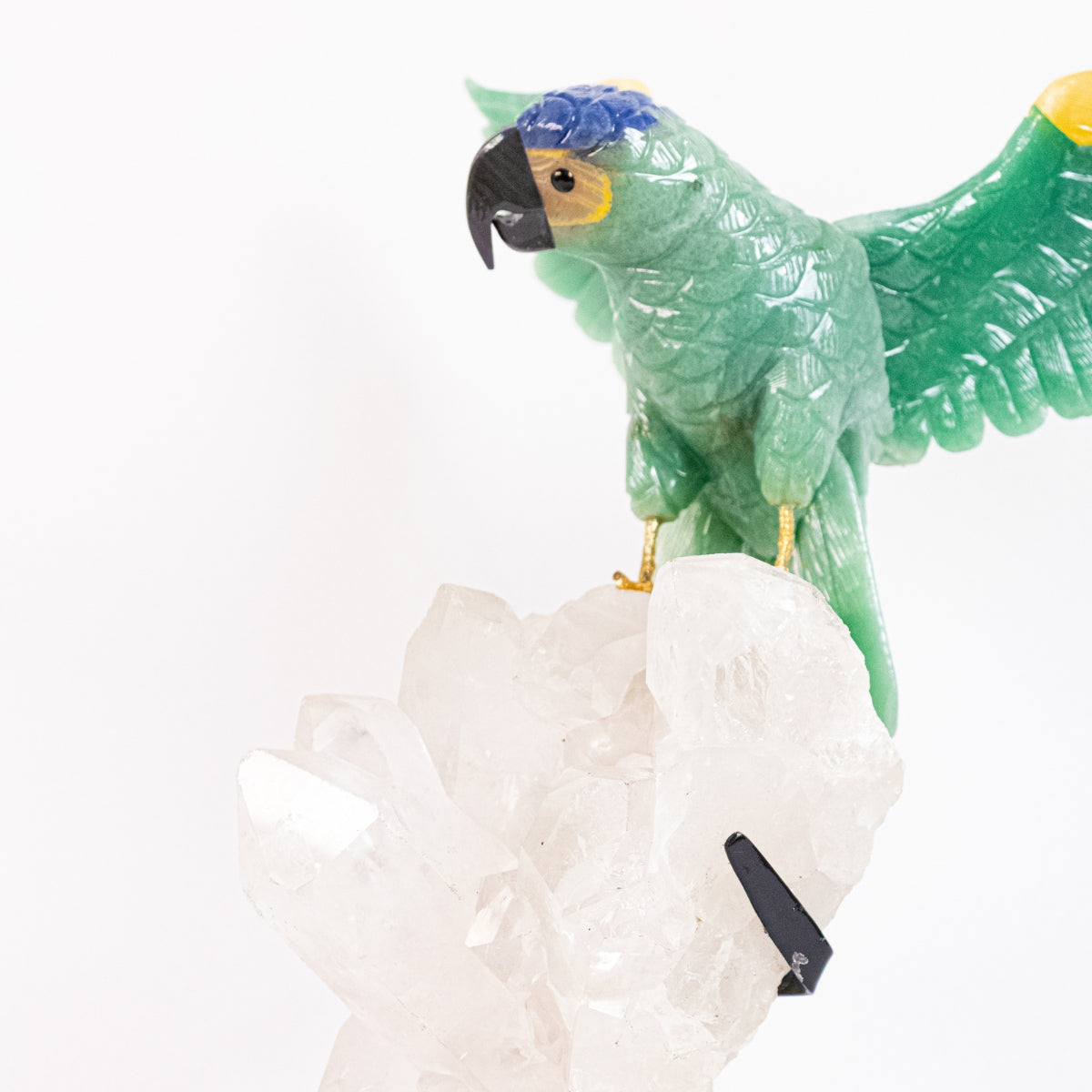 Arara em Quartzo Verde na Drusa de Cristal de Quartzo na Base Metal 4,050 Kg