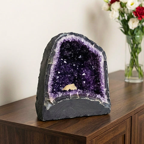 Capela de Ametista Super Extra Uruguaia com Inclusão de Calcita 8,00 kg