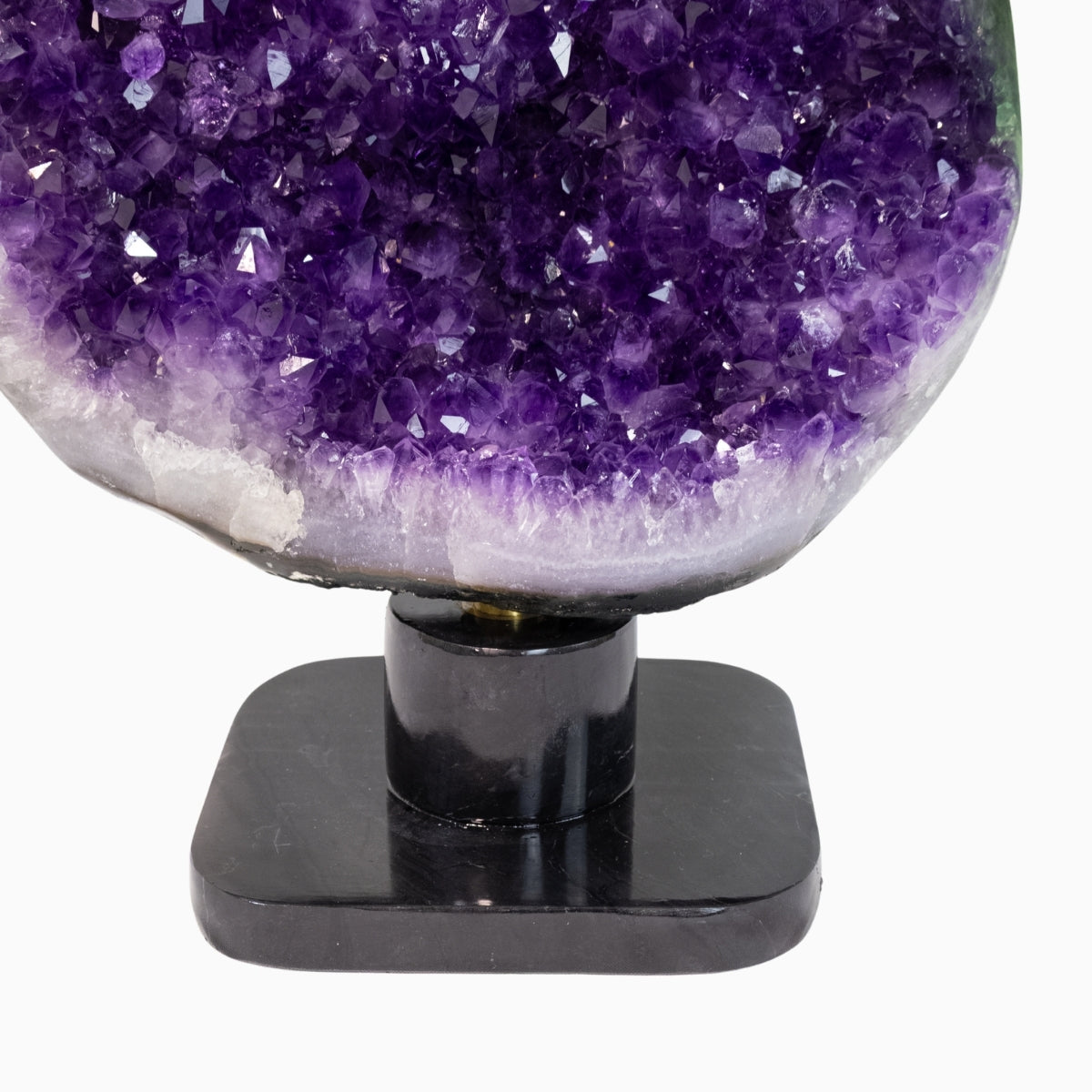 Casal de Araras Esculpido em Fluorita Verde na Drusa de Ametista na Base giratória de mármore negro 15,600 kg