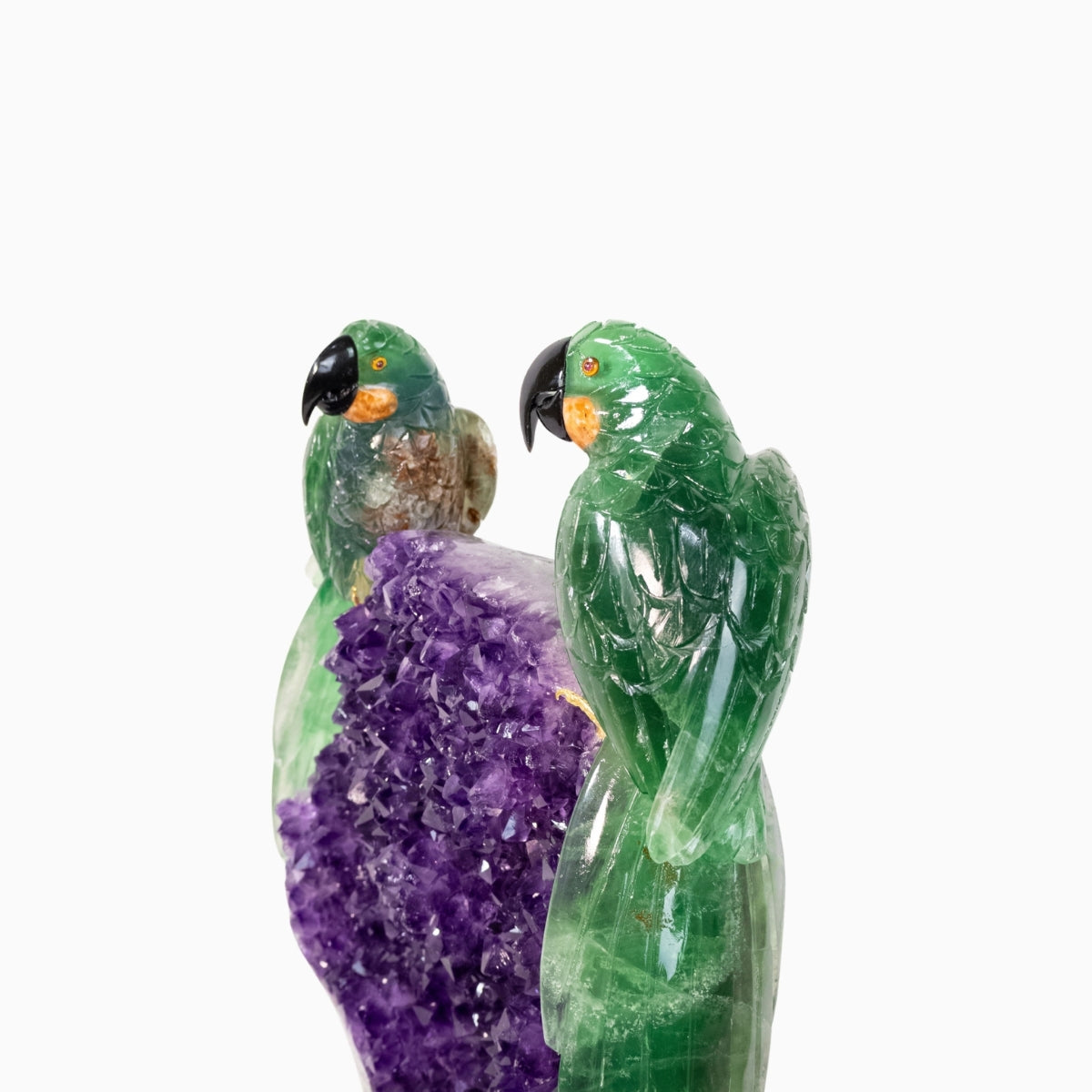 Casal de Araras Esculpido em Fluorita Verde na Drusa de Ametista na Base giratória de mármore negro 15,600 kg