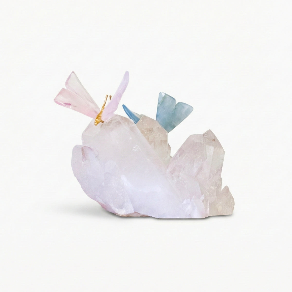 Casal de Borboletas Esculpida em Ônix Azul Argentino e Quartzo Rosa Na Drusa de Cristal Quartzo 1,462kg