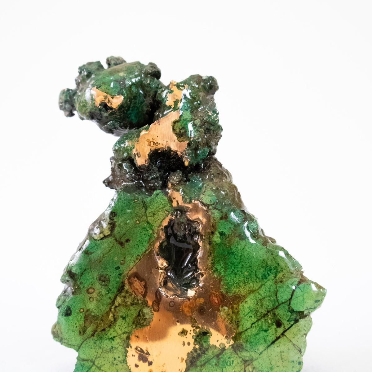 Cobre Nativo com Inclusão de Malaquita Face Polida ( Formação Rara ) 898 gramas ( Coleção )