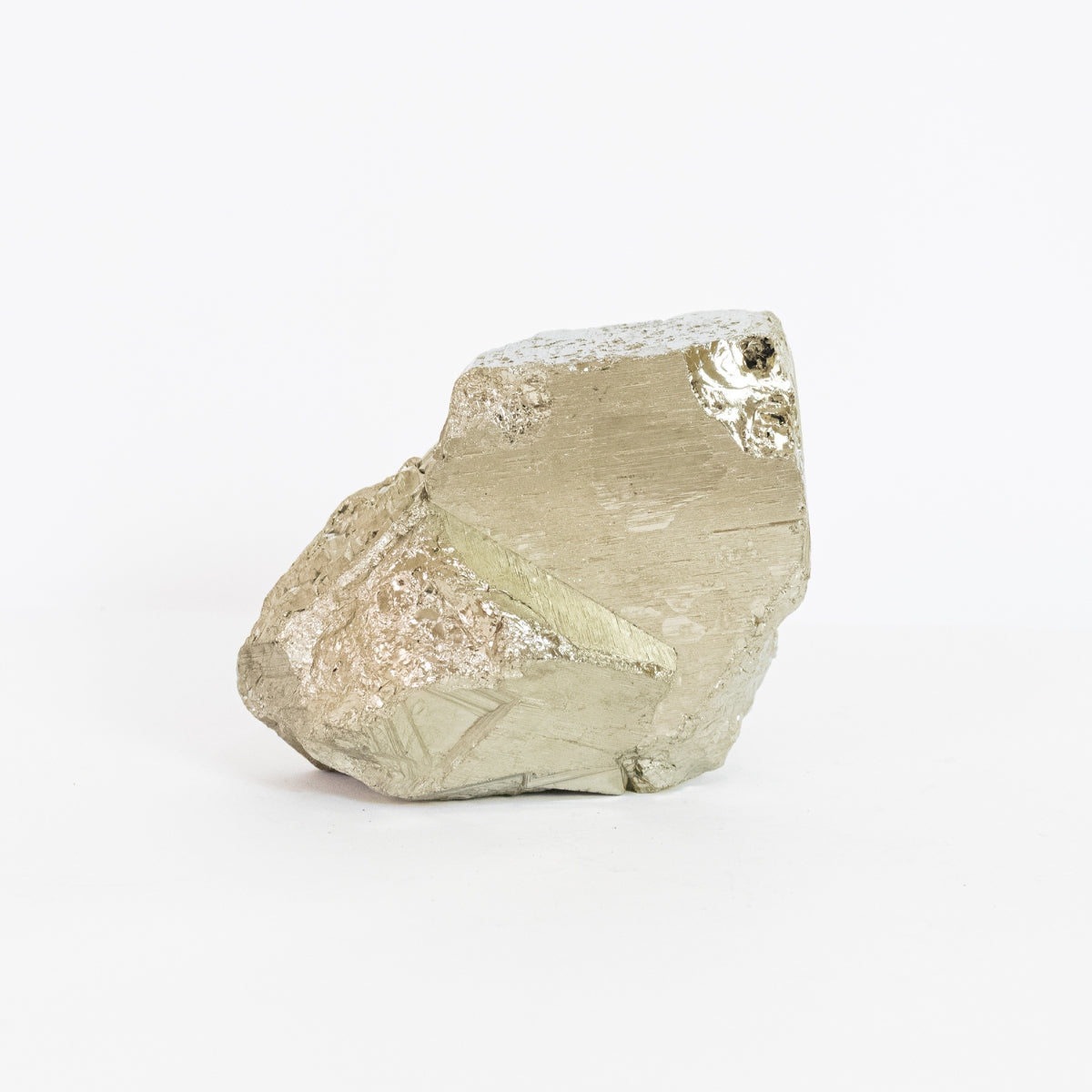 Cubo Pedra Pirita de Navajun Espanha 3,550 kg (coleção)