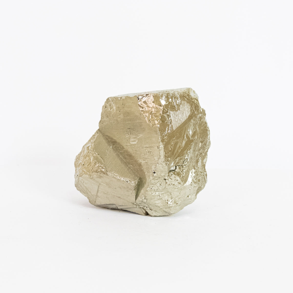 Cubo Pedra Pirita de Navajun Espanha 3,550 kg (coleção)