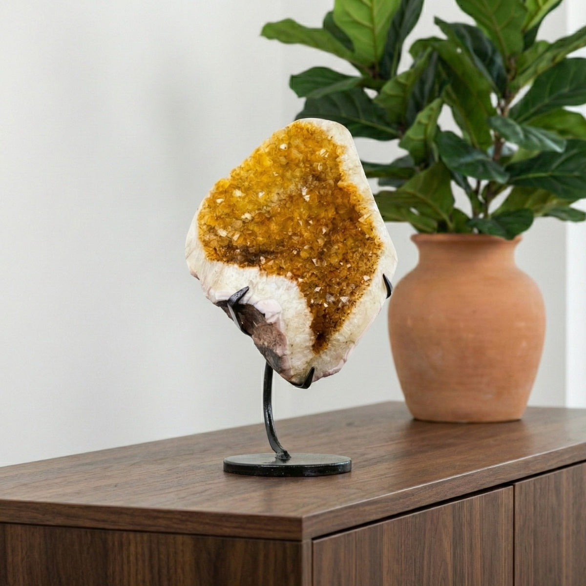 Drusa Citrino na Base Metal Preto 2,629 kg