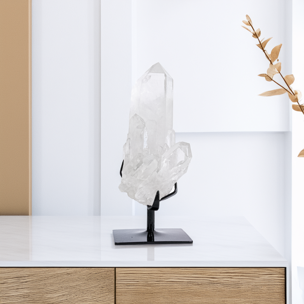 Drusa Cristal de Quartzo kundalini Alta Pureza Lemuriano 1,460 kg (raro) Base Metal Preto