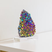 Drusa Quartzo Titânio Rainbow na Base Acrílica 1,205 kg