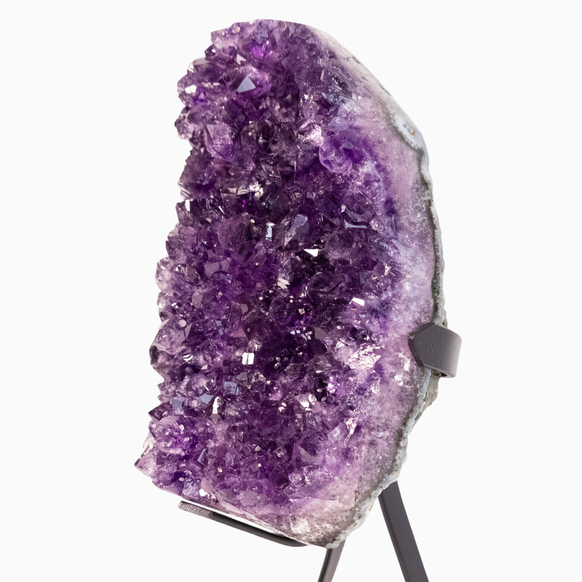 Drusa de Ametista Uruguaia na Base Metal Preto 1,641 kg