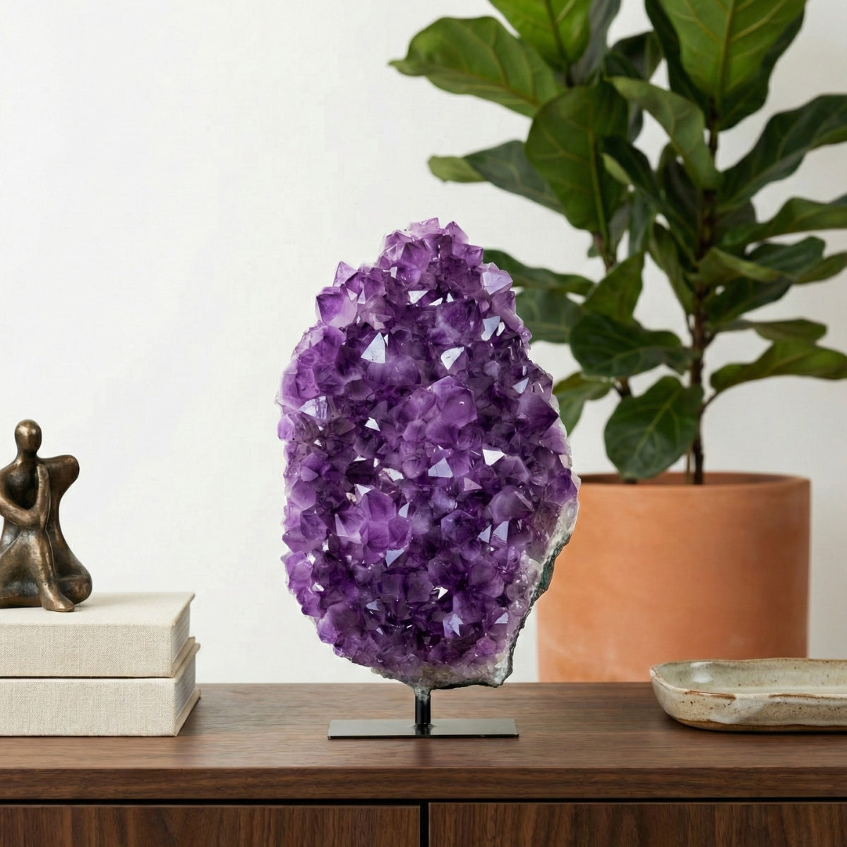 Drusa de Ametista na Base Metal Preto  5,533 kg