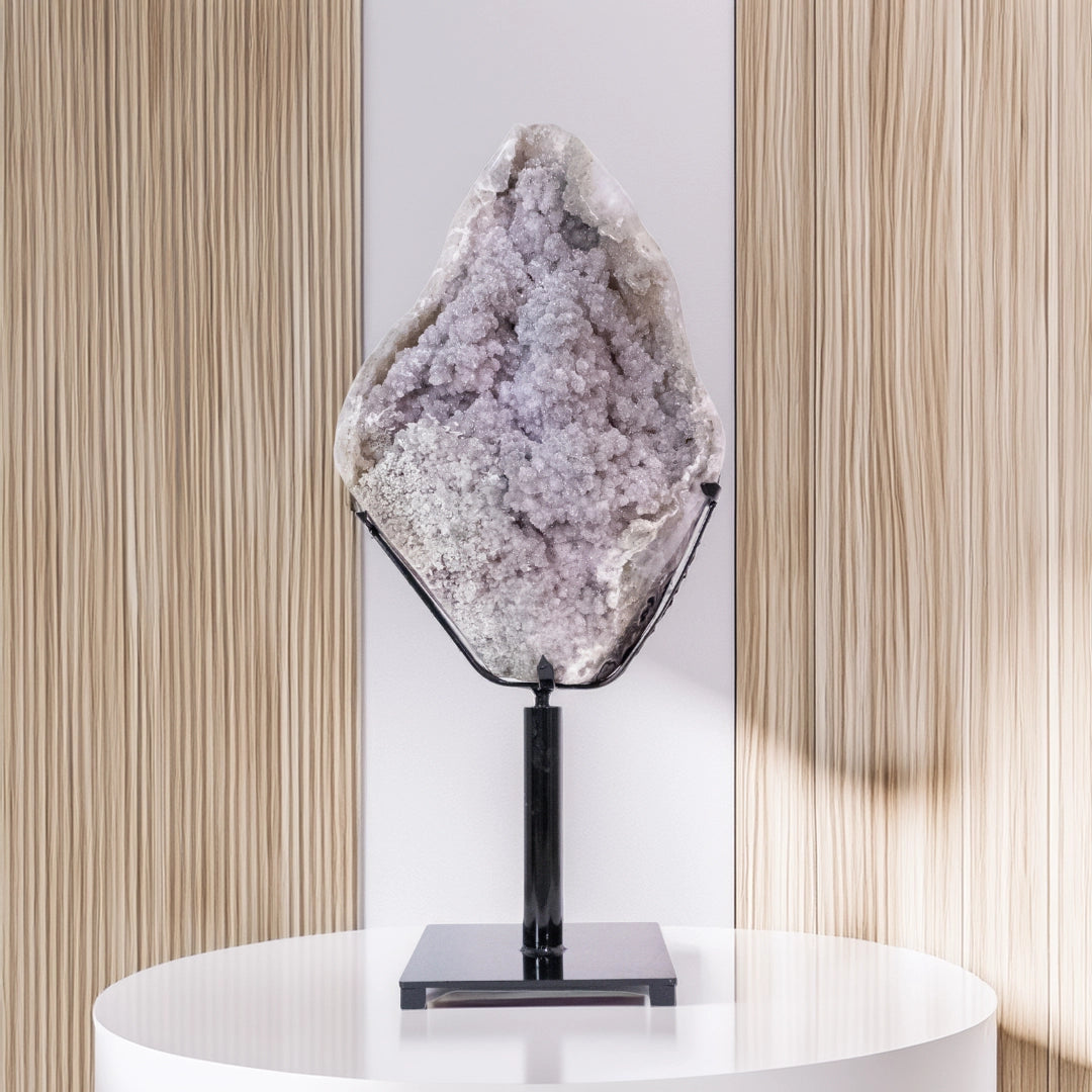 Drusa de Calcedônia Cristalizada Semi Polida Base Metal Preto Giratória 17,00 kg - Peça Única ( Rara )