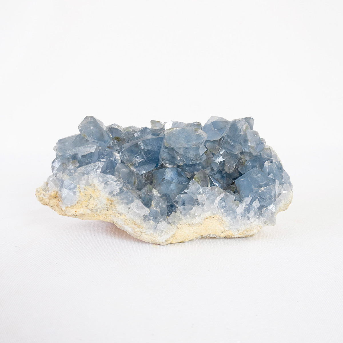 Drusa de Celestita Extra Cristalizada Bruta 1,980 kg