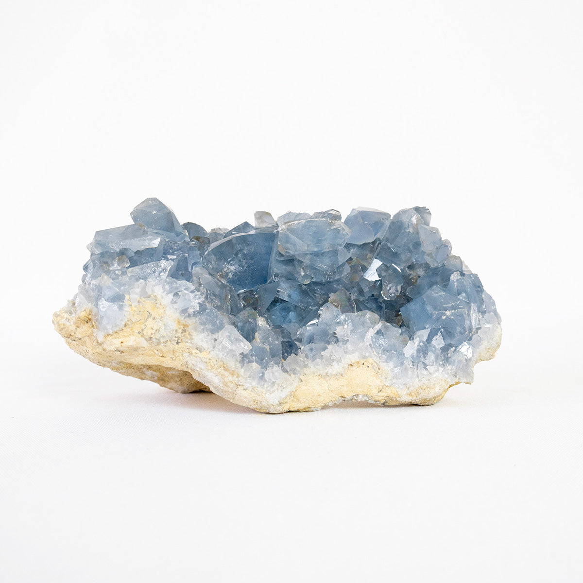 Drusa de Celestita Extra Cristalizada Bruta 1,980 kg