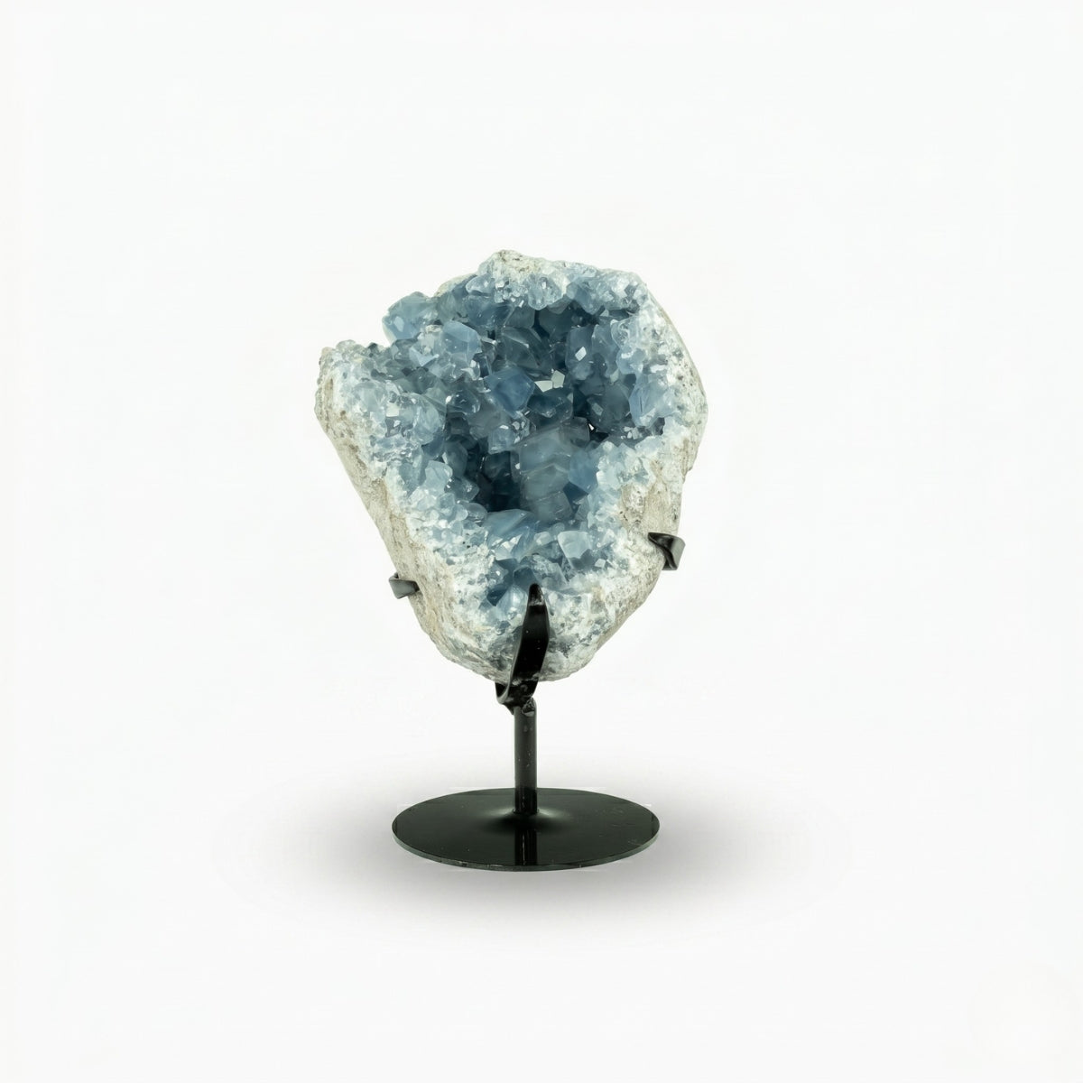 Drusa de Celestita Natural na Base Metal Preto 4,340 kg