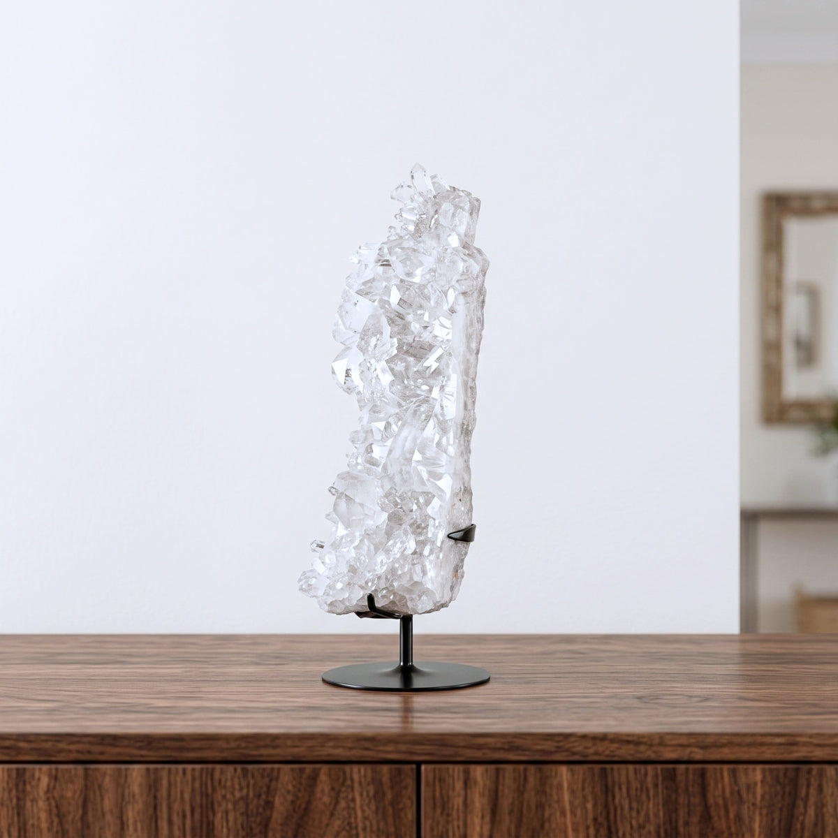 Drusa de Cristal Quartzo Lemuriano Cristalizado Extra na Base Metal Preto 4,246 kg