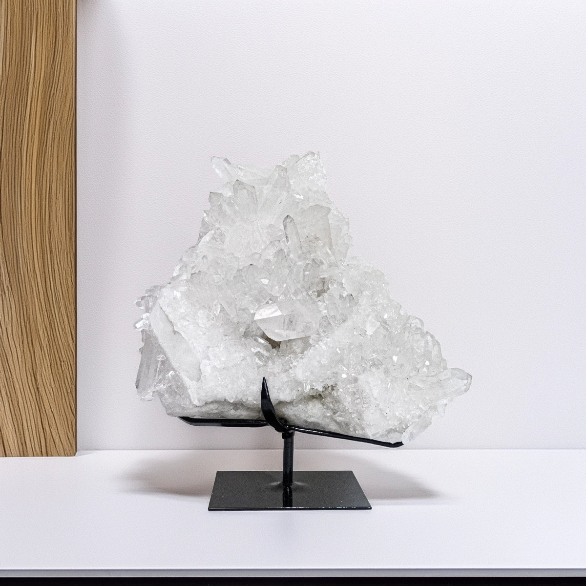 Drusa de Cristal de Quartzo Alta Pureza na Base Metal 11,00 kg