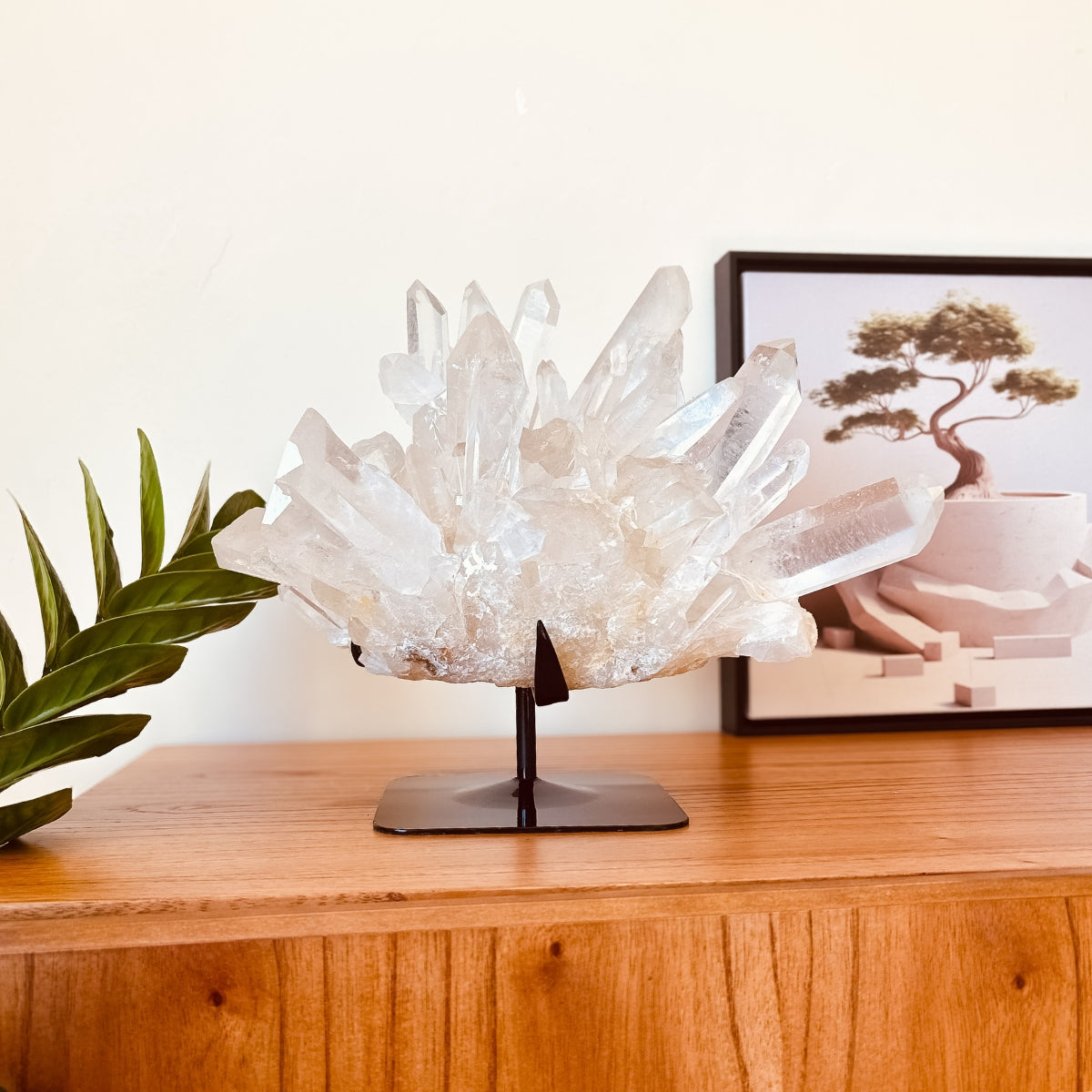 Drusa de Cristal de Quartzo Lemuriano de Alta Pureza na Base Metal 9,050 kg 