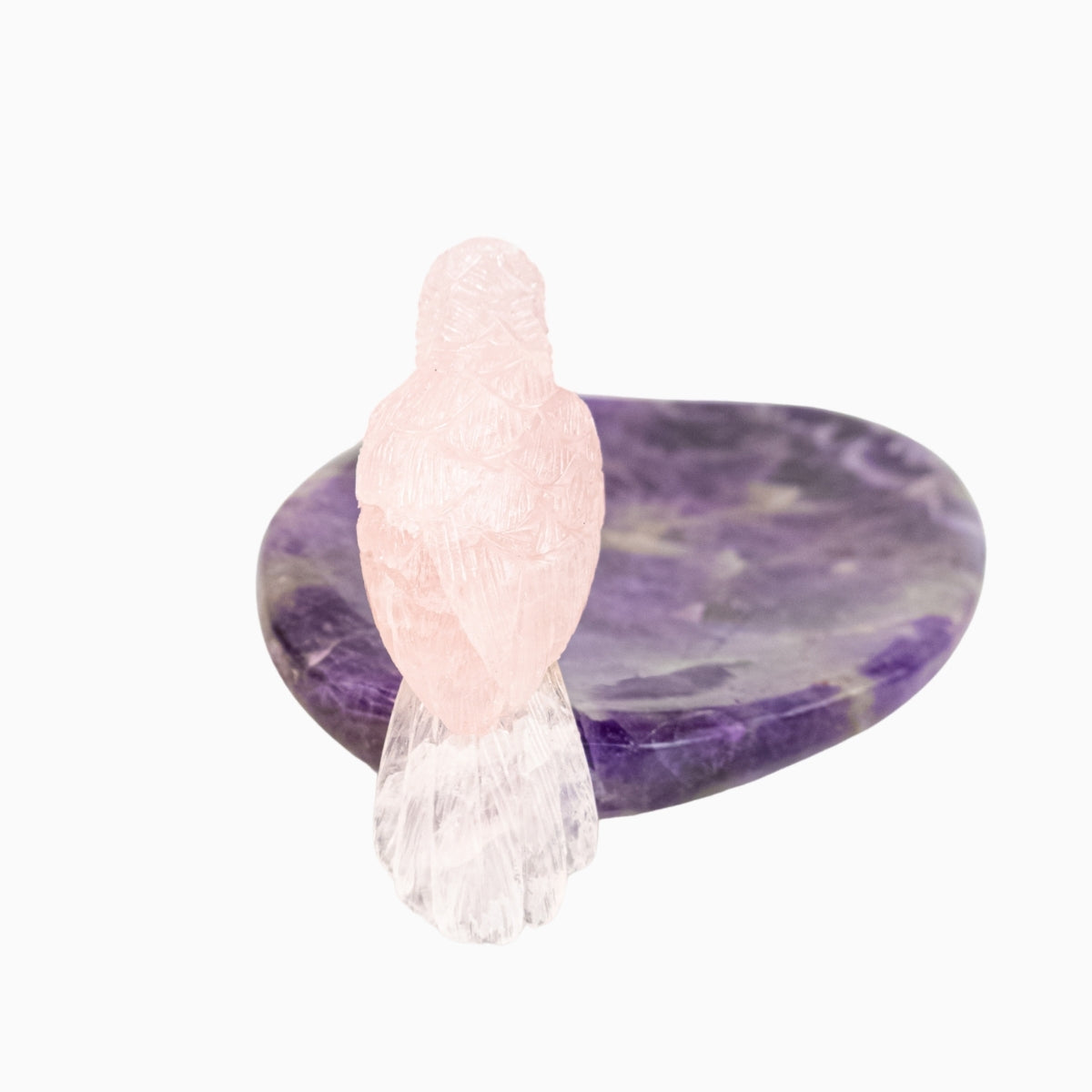 Escultura Papagaio em Quartzo Rosa pousando no Bowl em Ametista Chevron