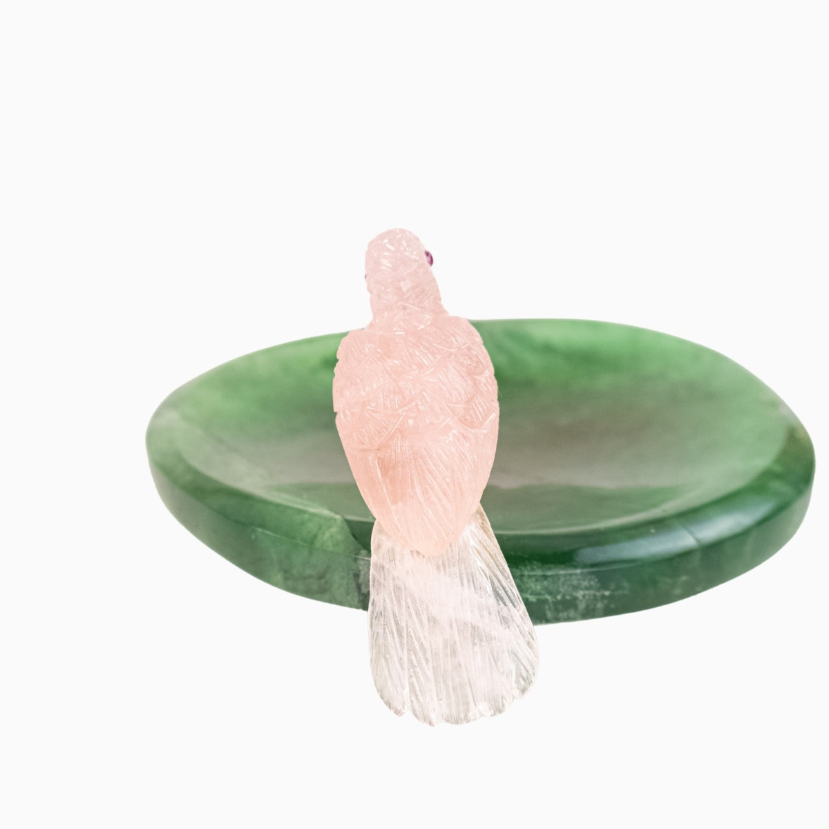 Escultura Papagaio em Quartzo Rosa pousando no Bowl em Fluorita Verde