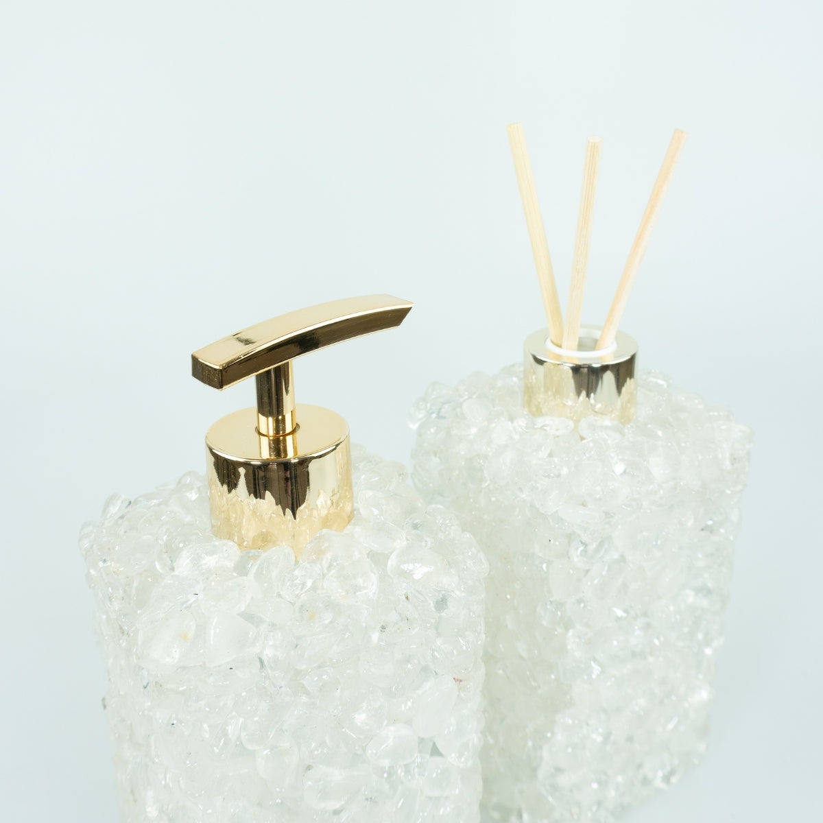 Kit Difusor e Saboneteira em Quartzo Cristal Cor Dourada