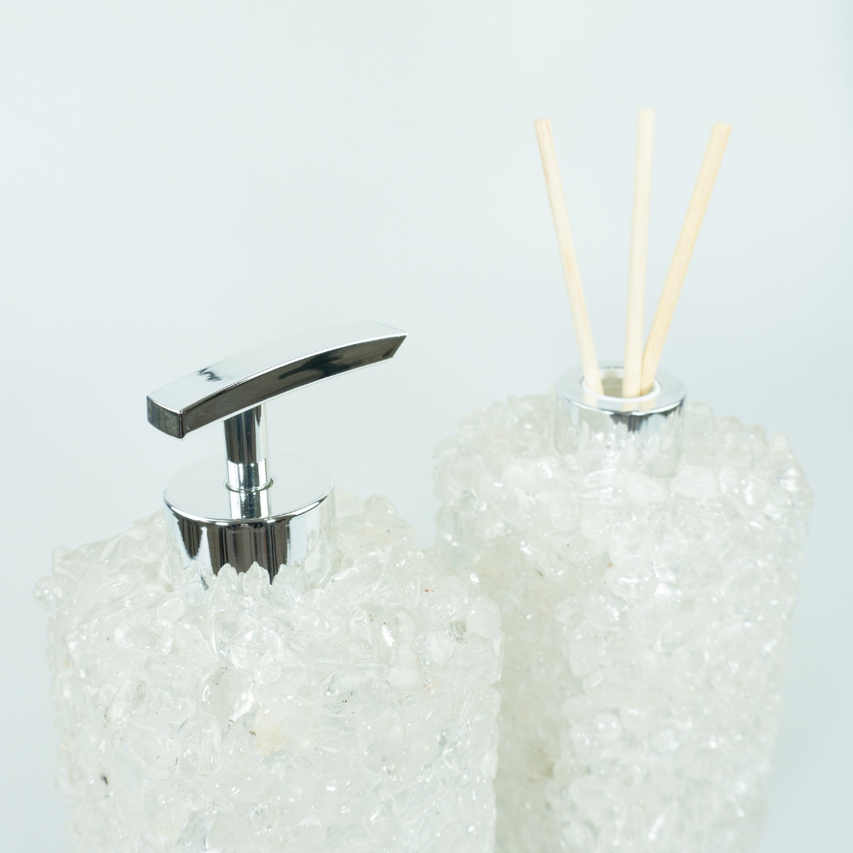 Kit Difusor e Saboneteira em Quartzo Cristal Cor Prata