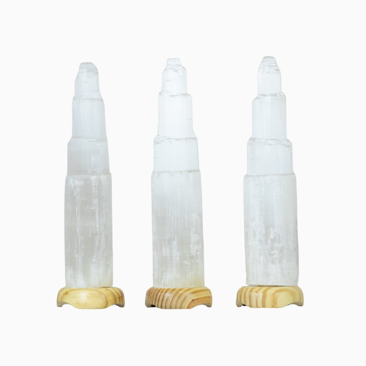 Luminária Selenita Branca Base Madeira Clara Grande