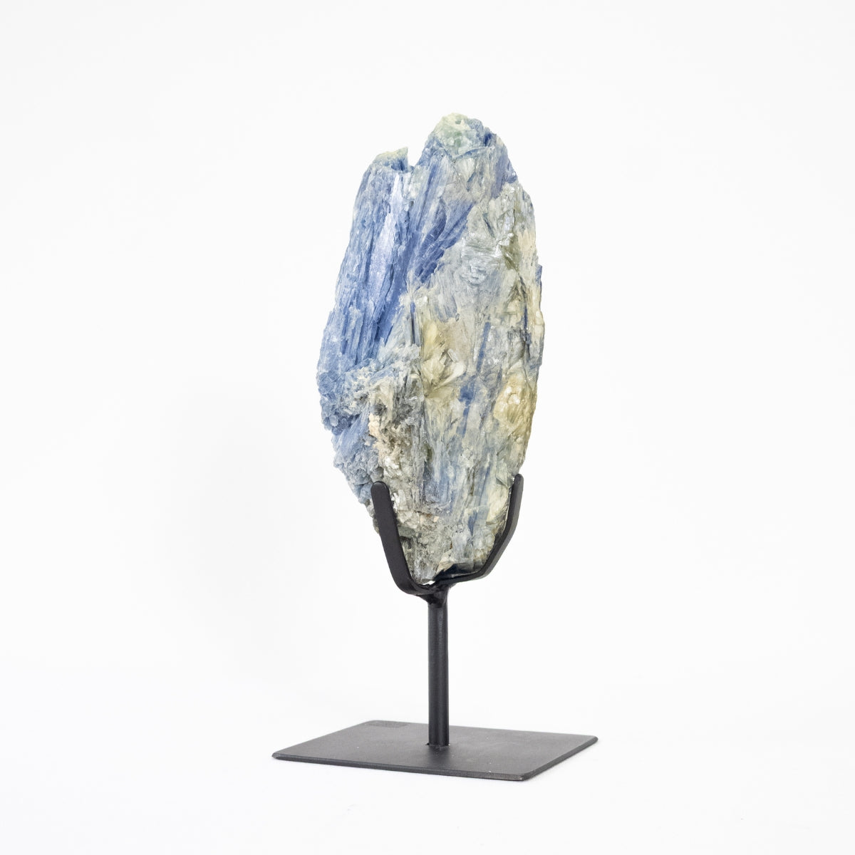 Pedra Cianita Azul na Base Metal Preto Fosco 2,425 kg