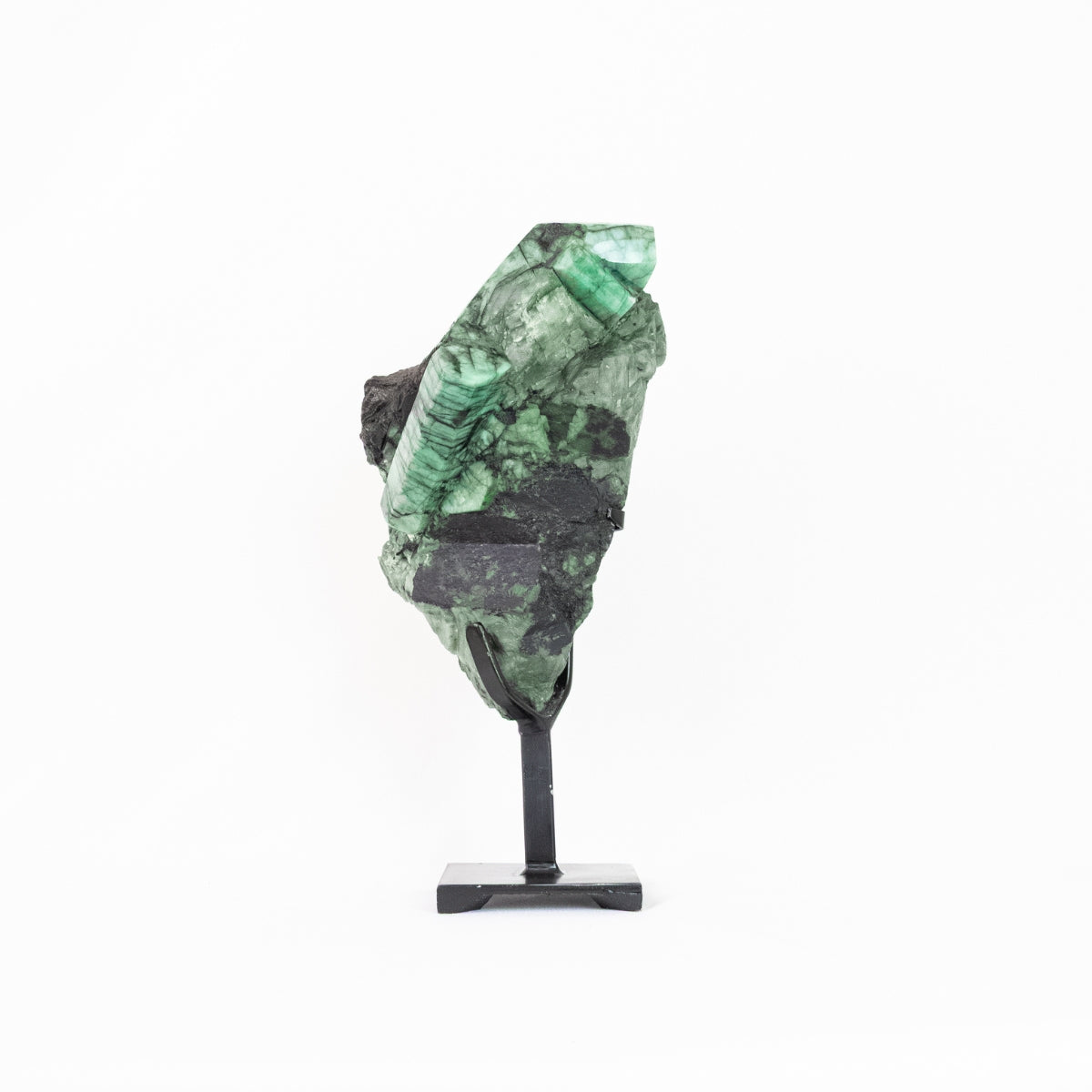 Pedra Esmeralda Extra Semi Polida na Base Metal Preto 4,230 kg