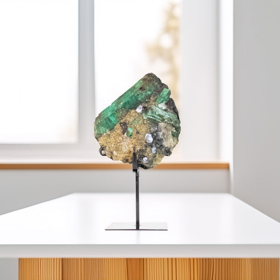 Pedra Esmeralda Extra na Base Metal Preto 1,110 kg