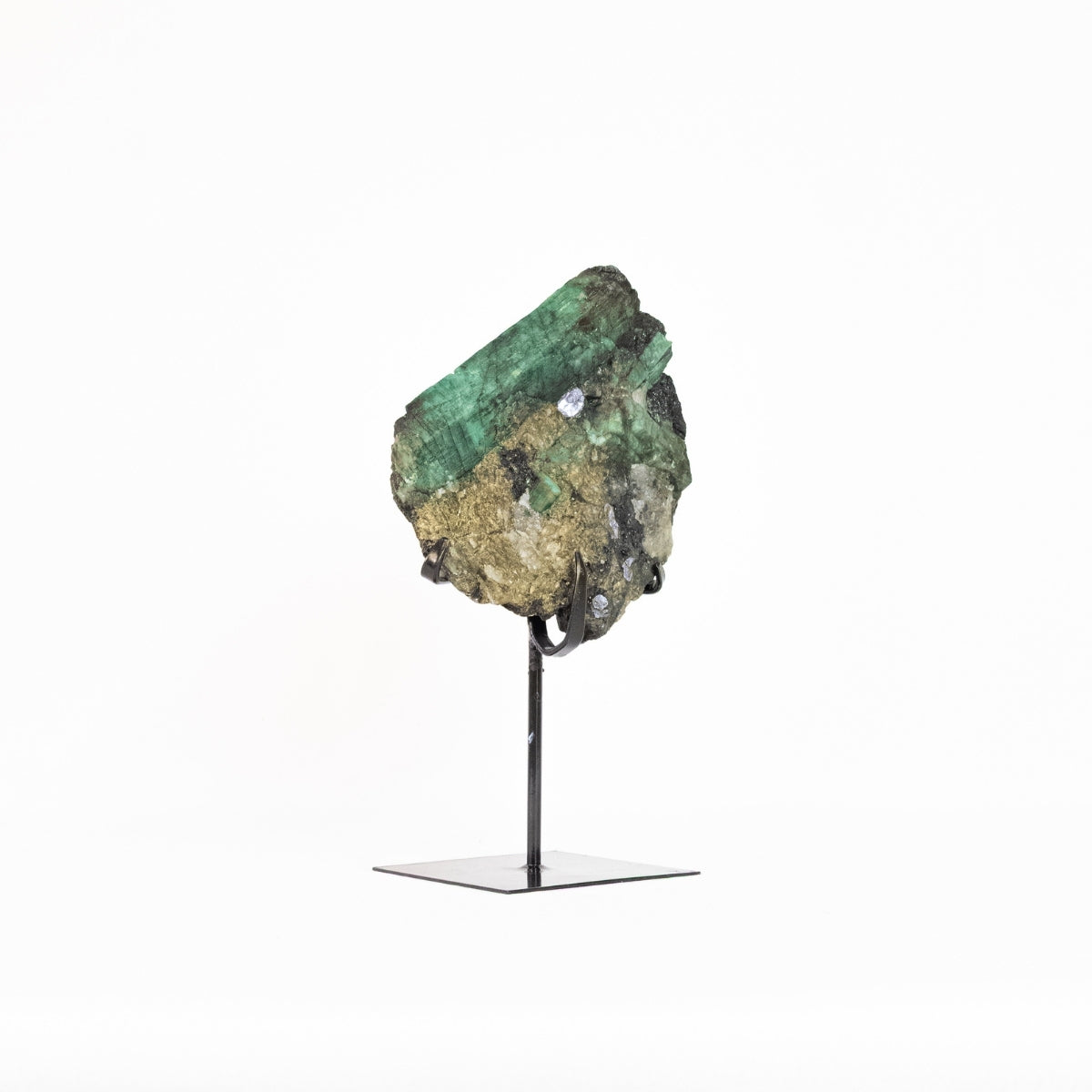 Pedra Esmeralda Extra na Base Metal Preto 1,110 kg