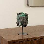 Pedra Esmeralda na Base Metal Preto 1,178 kg