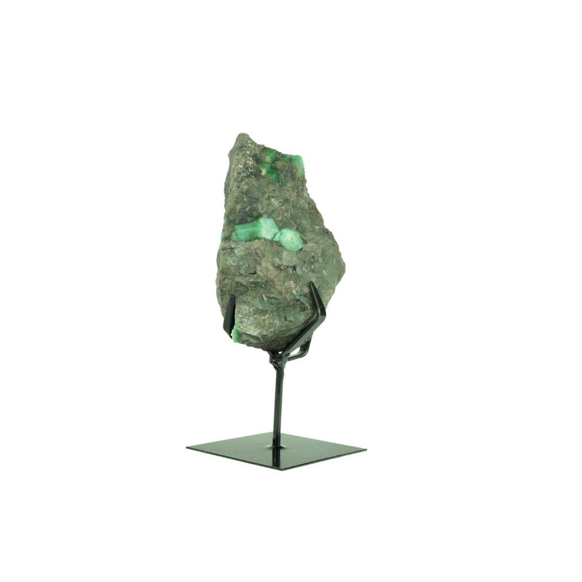 Pedra Esmeralda na Base Metal Preto 1,638 kg