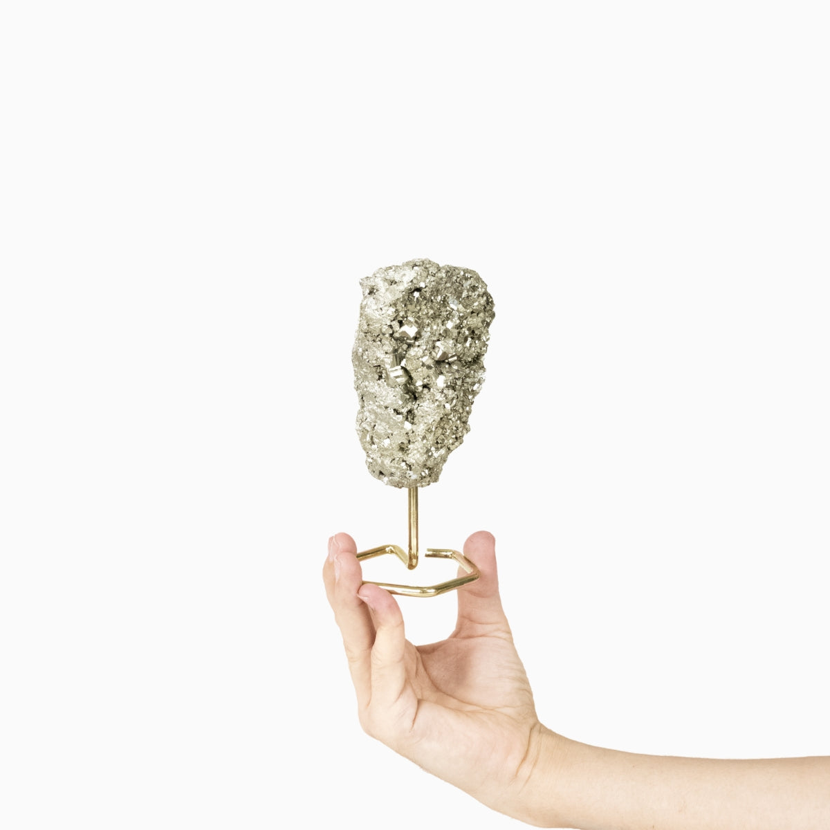 Pedra Pirita Bruta na Base Metal Banho Ouro 641 gramas