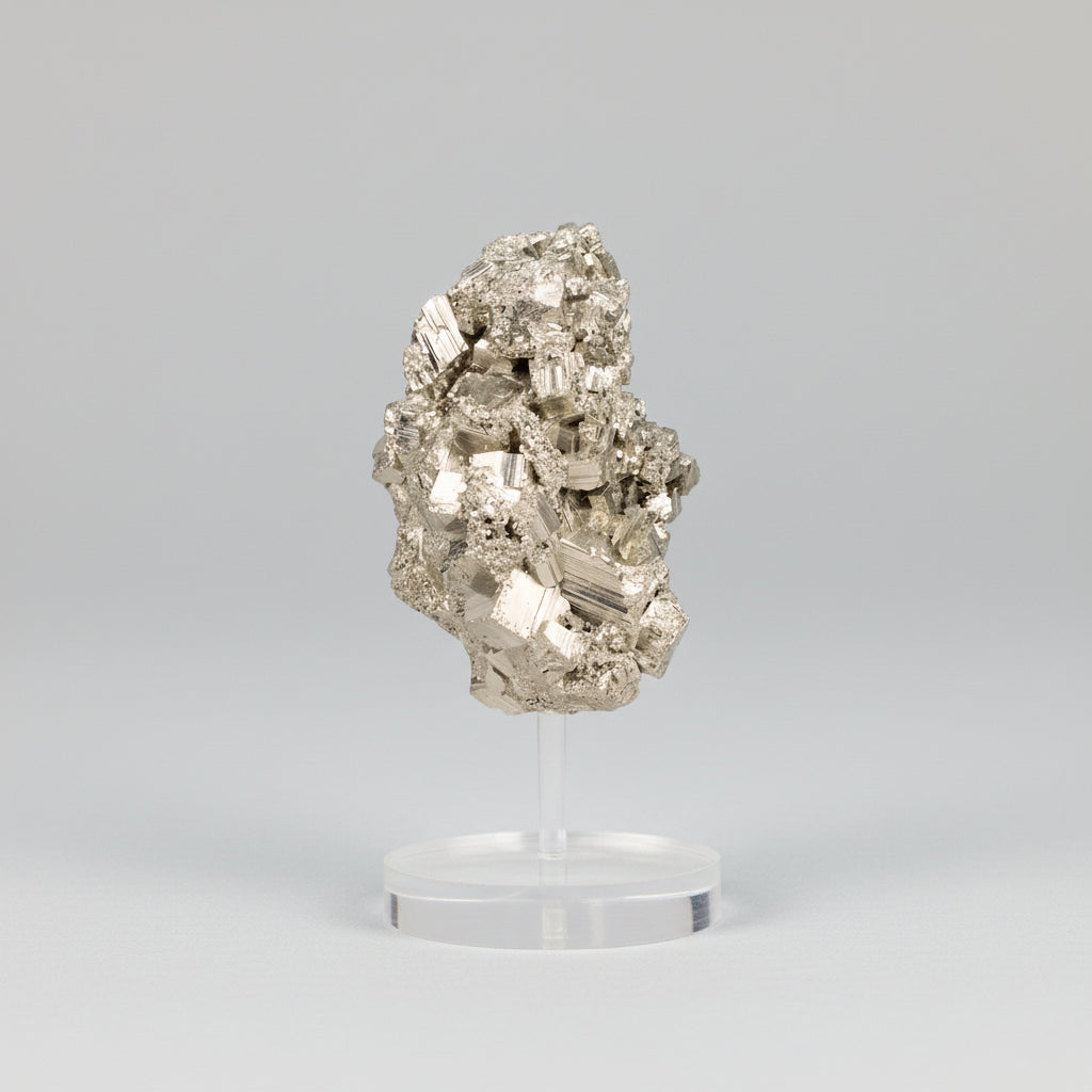 Pedra Pirita Cúbica de Navajun Espanha Base Acrílica 3,430 Kg (coleção)