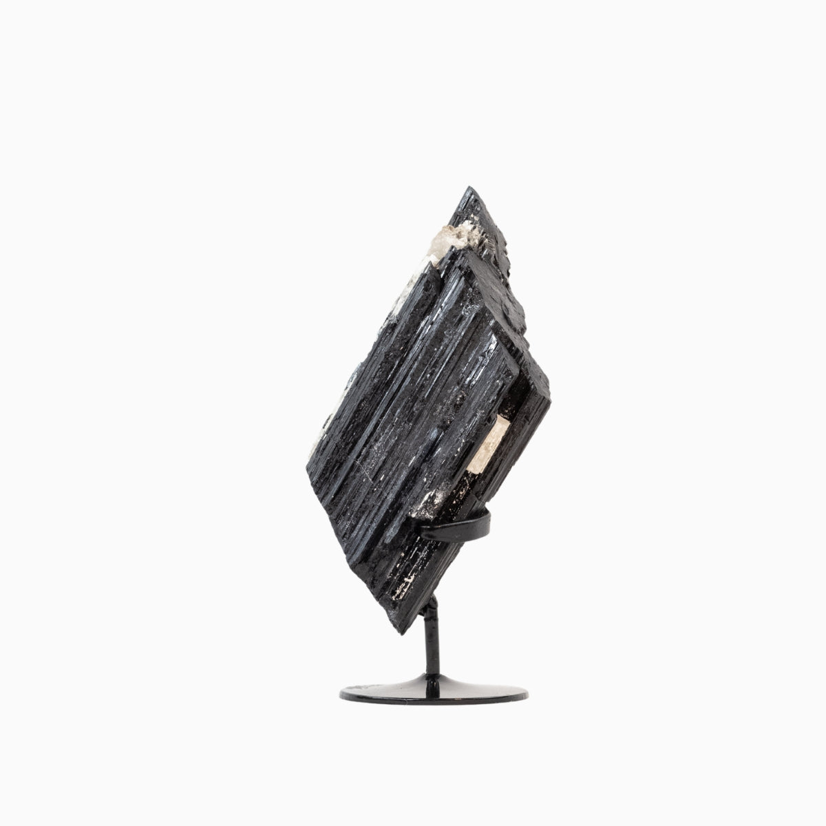 Pedra Turmalina Negra Bruta na Base Metal Preto 1,894 kg