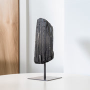 Pedra Turmalina Negra Bruta na Base Metal Preto Fosco 3,780 kg