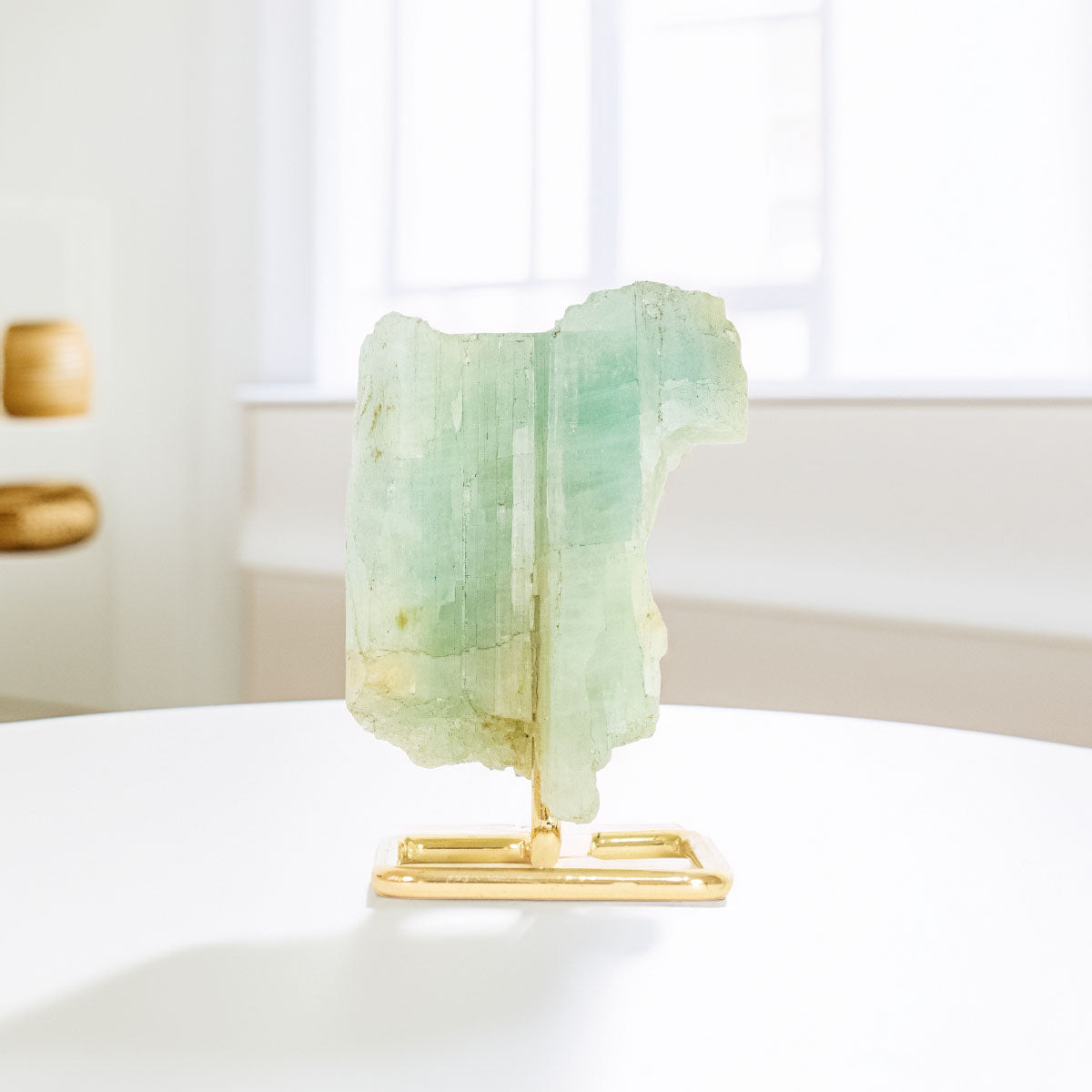 Pedra Água Marinha na Base Metal Dourado 568 gramas