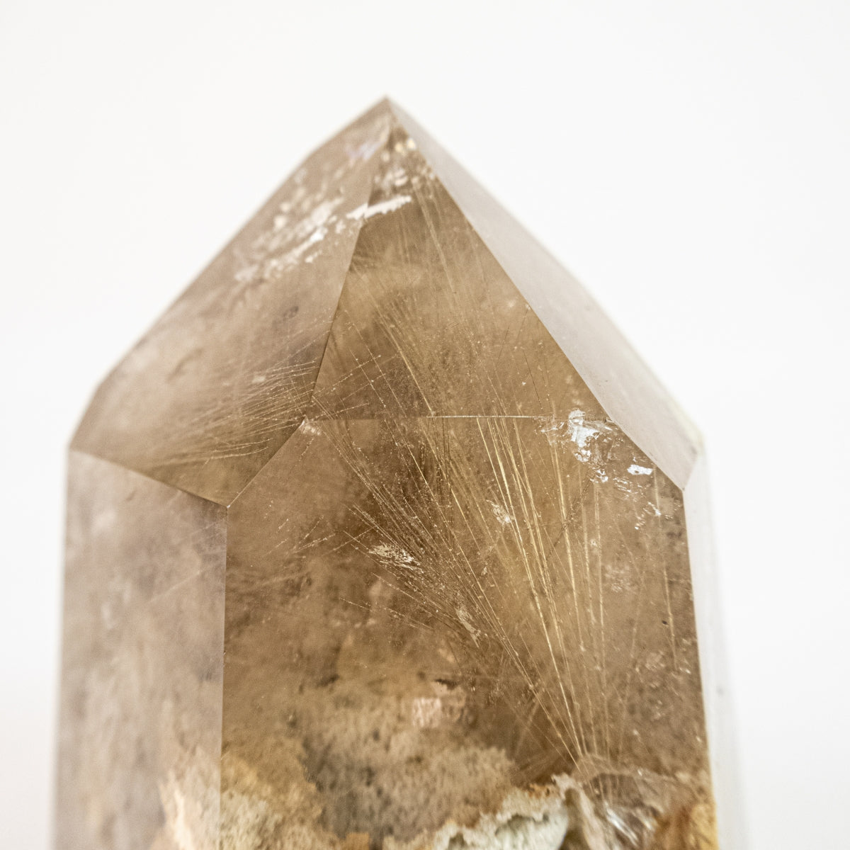 Ponta de Citrino Natural Polido com Inclusões de Rutilo e Phantom 674 gramas