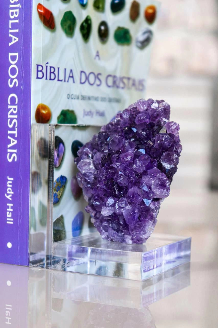 Porta Livro Drusa Ametista no Acrílico
