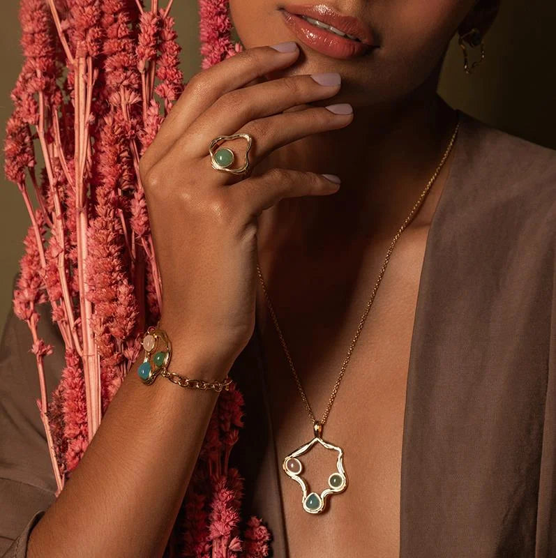 Pulseira Elemental em Quartzo Rosa, Quartzo Verde e Ágata Azul Céu Banho Ouro 24k