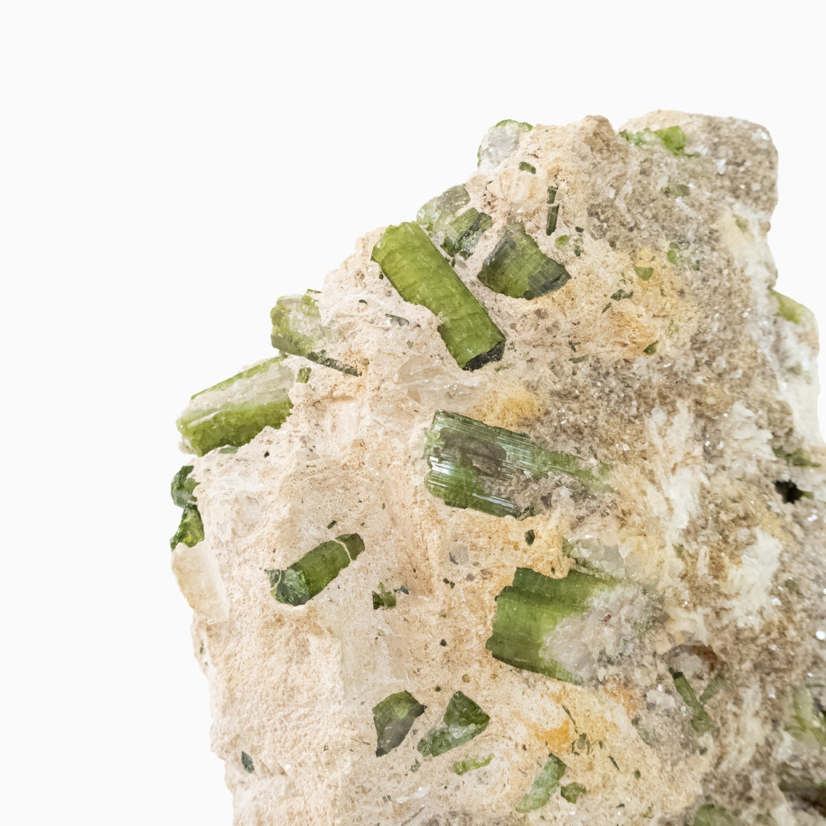 Turmalina Elbaíta ( Verde ) na Matriz com Inclusões de Mica Quartzo e Topázio Incolor Bruta 5,480 kg